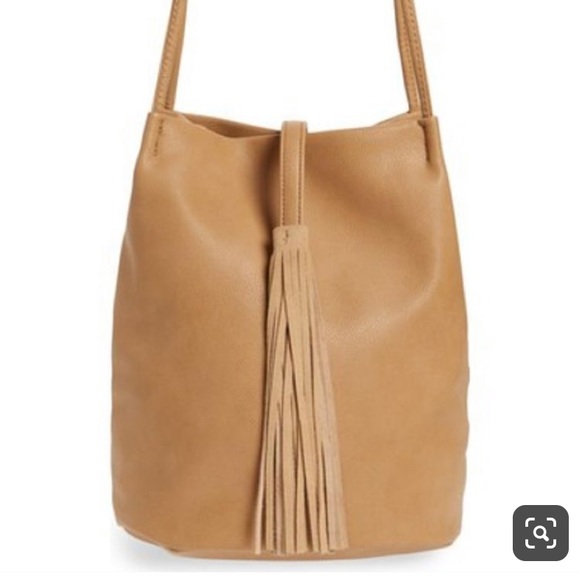 Street Level Handbags - NWOT Nordstrom Street Level Faux bucket bag